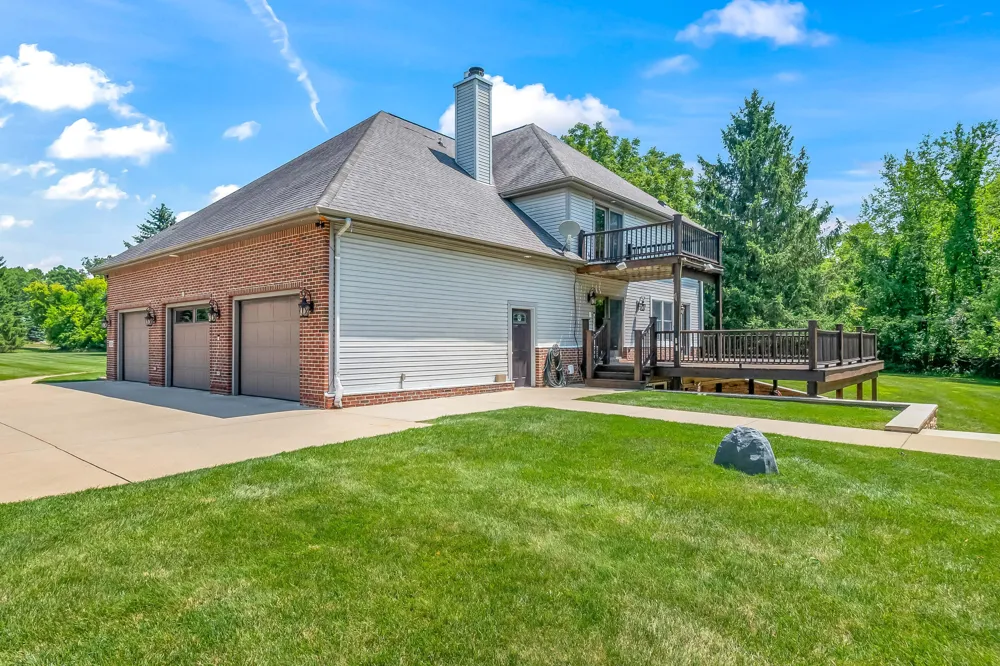 1230 Meadow Lane Hillsdale, MI 49242