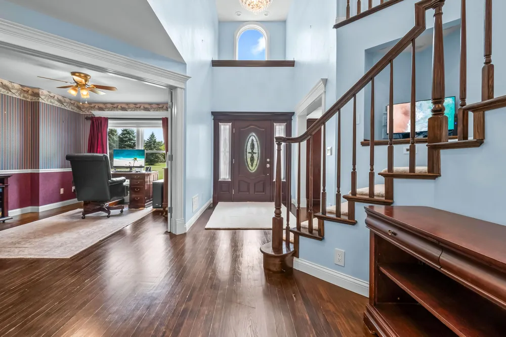1230 Meadow Lane Hillsdale, MI 49242