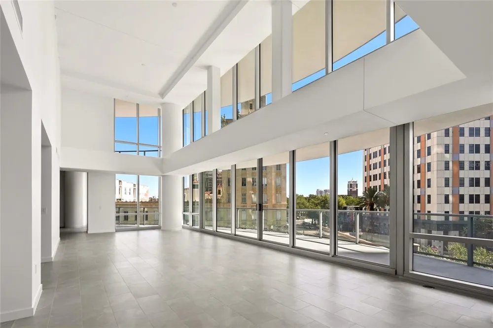 400 CENTRAL AVENUE #407 St Petersburg, FL 33701