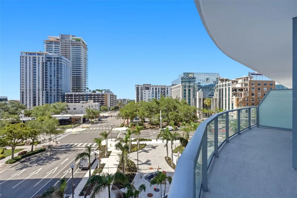 400 CENTRAL AVENUE #407 St Petersburg, FL 33701
