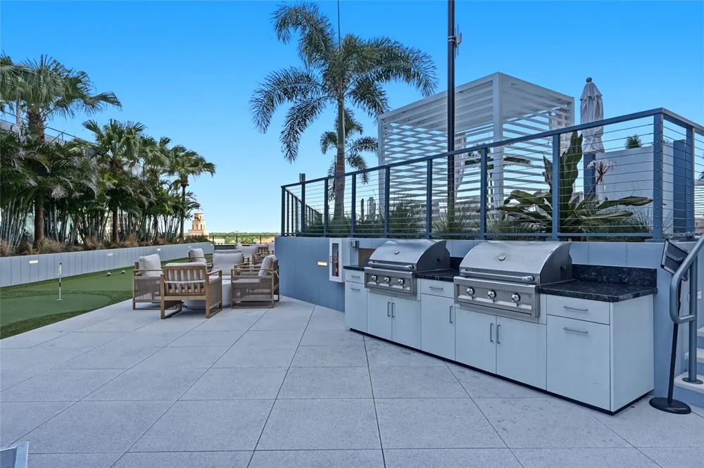 400 CENTRAL AVENUE #407 St Petersburg, FL 33701