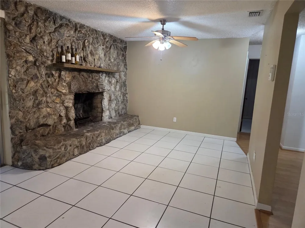907 CUTLER DRIVE Seffner, FL 33584