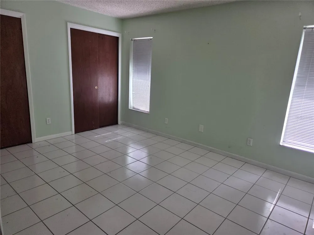907 CUTLER DRIVE Seffner, FL 33584
