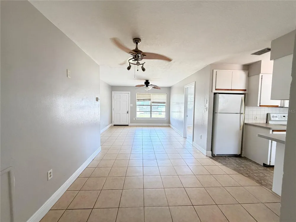3842 HAWKEYE CIRCLE Sarasota, FL 34232