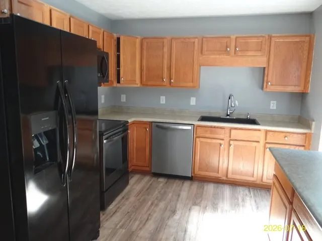 64 Lee Road 2094 Valley, AL 36854