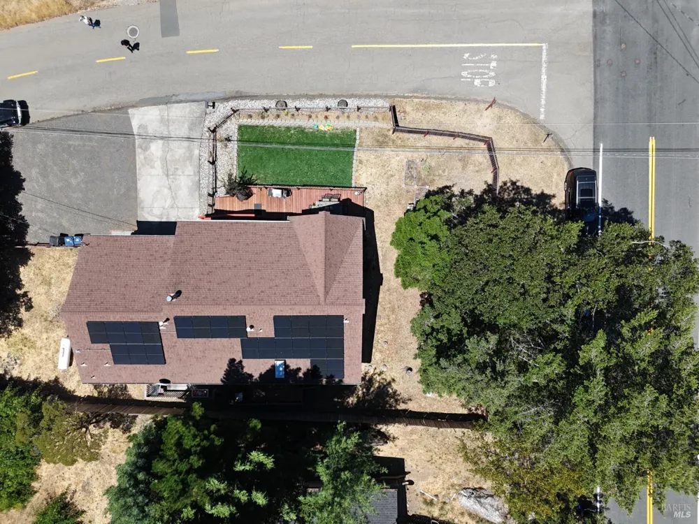 26851 Hawk Drive Willits, CA 95490