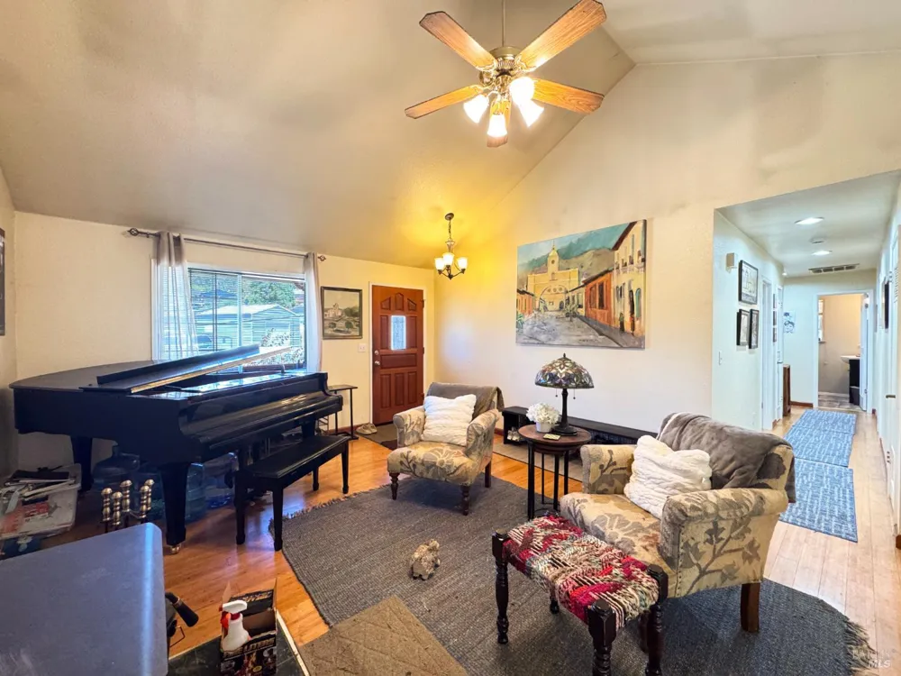 26851 Hawk Drive Willits, CA 95490