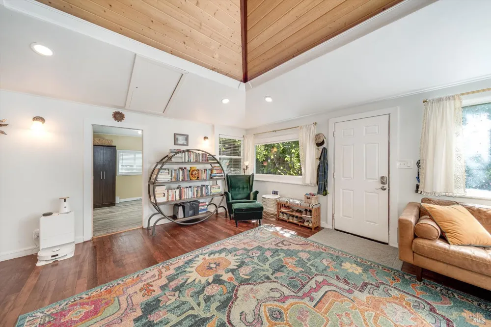 28 Mcclure Avenue Camp Meeker, CA 95419