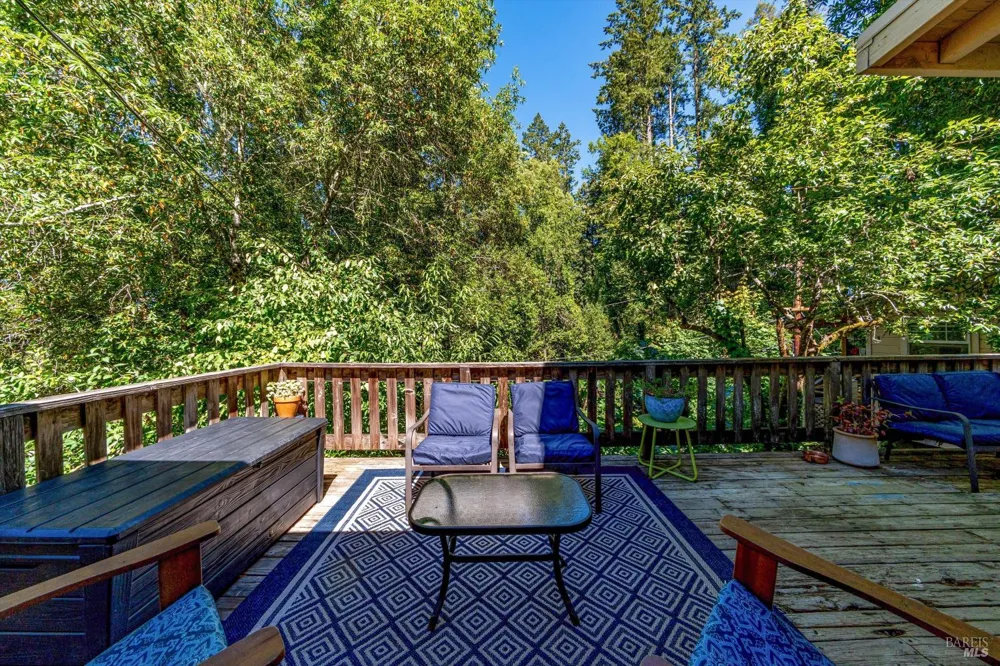 28 Mcclure Avenue Camp Meeker, CA 95419