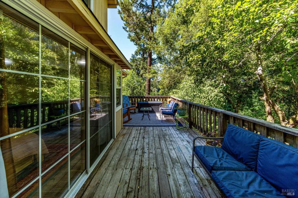 28 Mcclure Avenue Camp Meeker, CA 95419