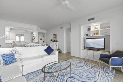253 Minorca Beach Way #903