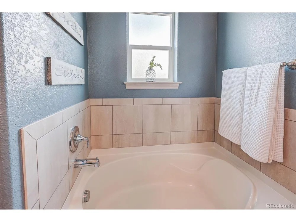 56670 E 23rd Place Strasburg, CO 80136