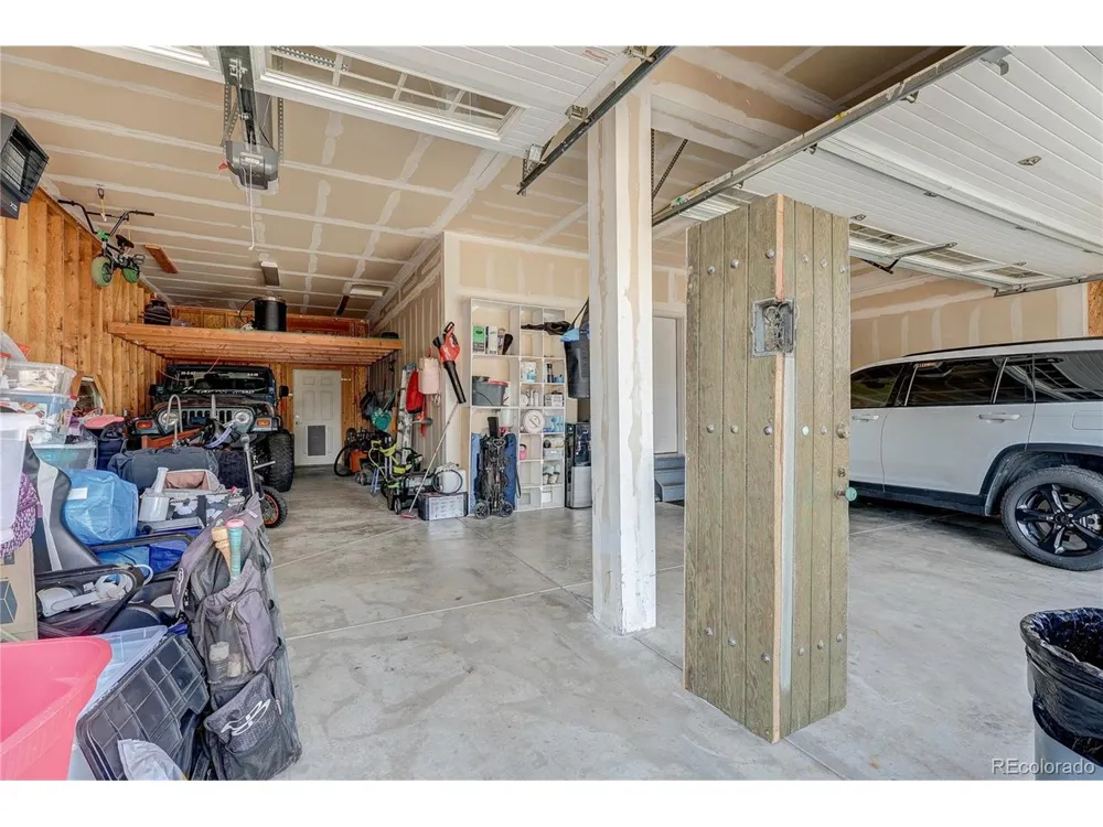 56670 E 23rd Place Strasburg, CO 80136