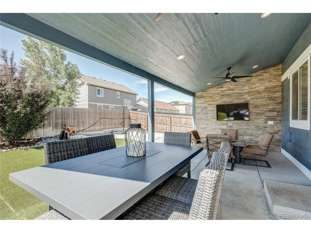 56670 E 23rd Place Strasburg, CO 80136