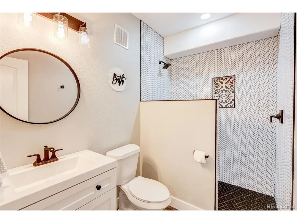 56670 E 23rd Place Strasburg, CO 80136