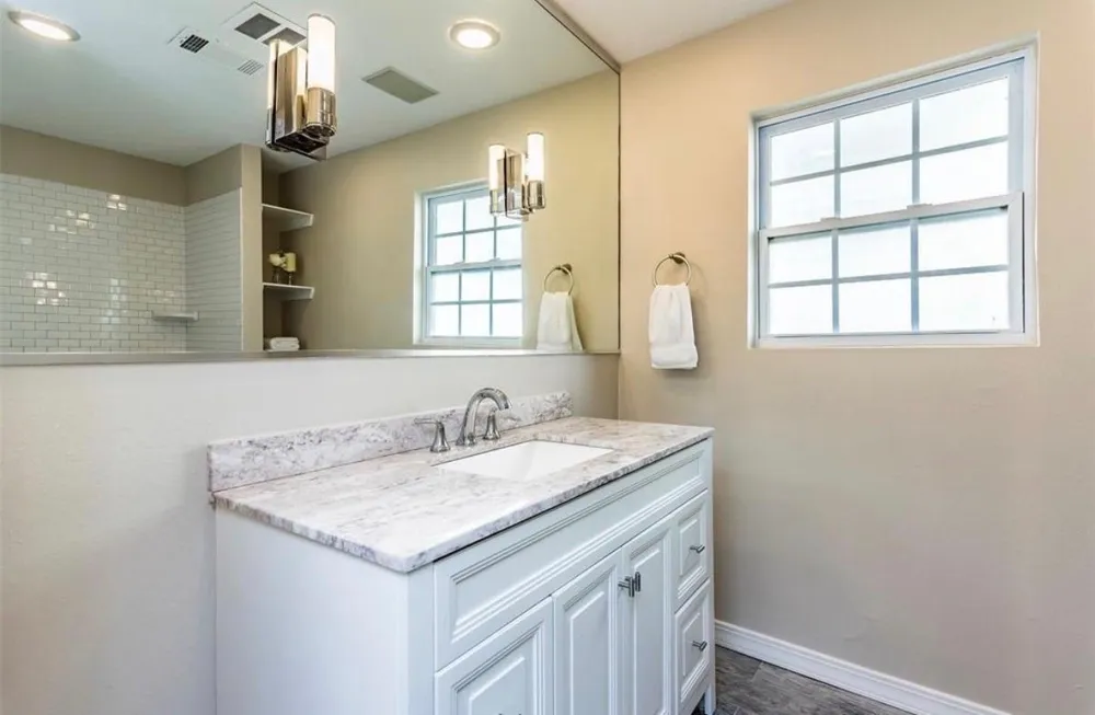 660 Pine Road Clear Lake Shores, TX 77565