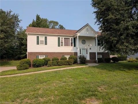 6008 Yeaton Glen Drive