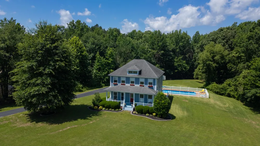 66 Foxhound Rd Paris, TN 38242