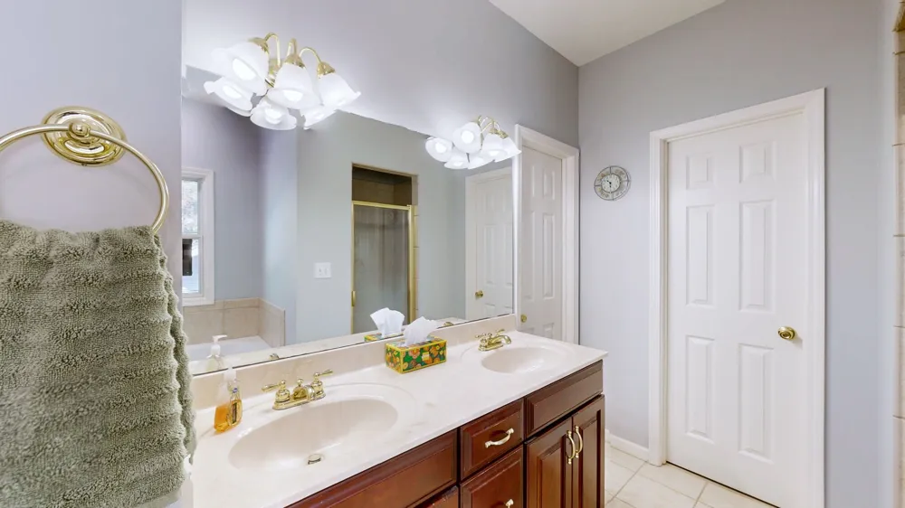66 Foxhound Rd Paris, TN 38242