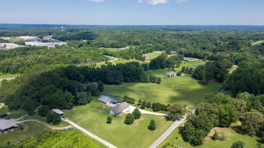 66 Foxhound Rd Paris, TN 38242