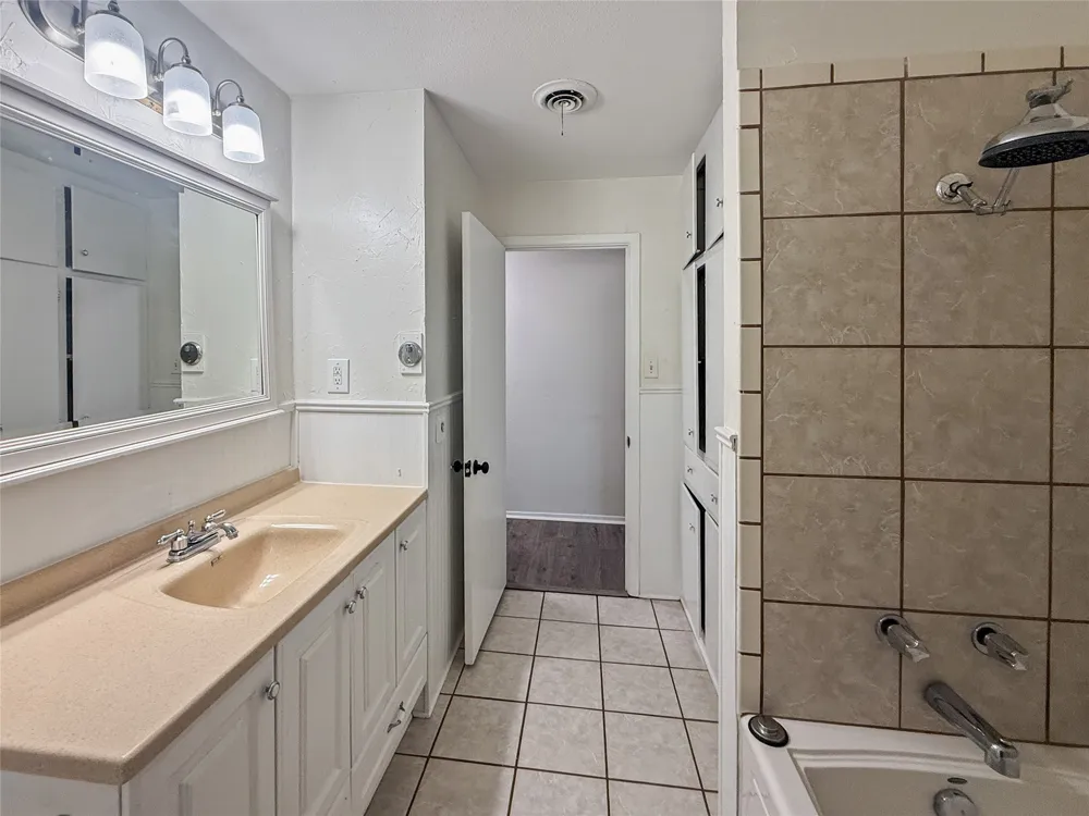 604 Lee Street Sulphur Springs, TX 75482