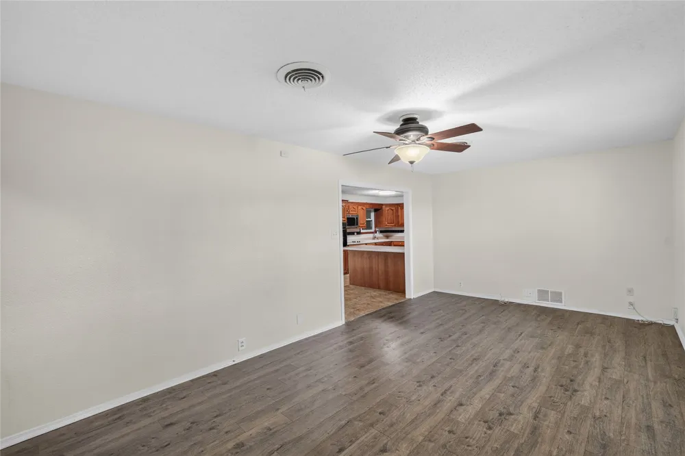 604 Lee Street Sulphur Springs, TX 75482