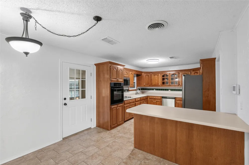 604 Lee Street Sulphur Springs, TX 75482