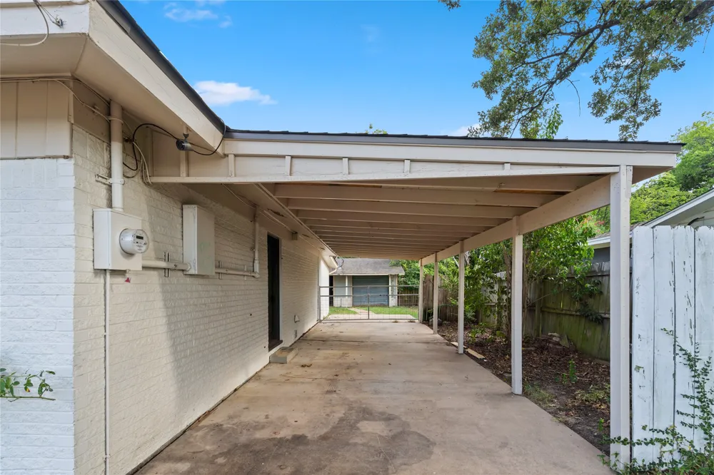 604 Lee Street Sulphur Springs, TX 75482