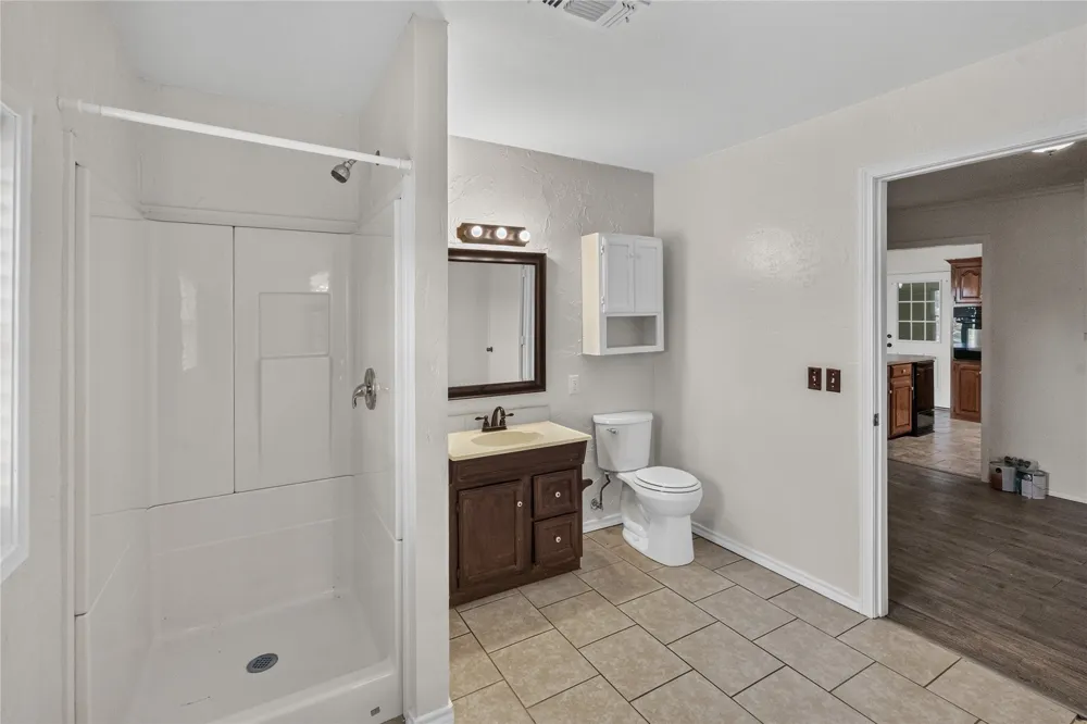 604 Lee Street Sulphur Springs, TX 75482