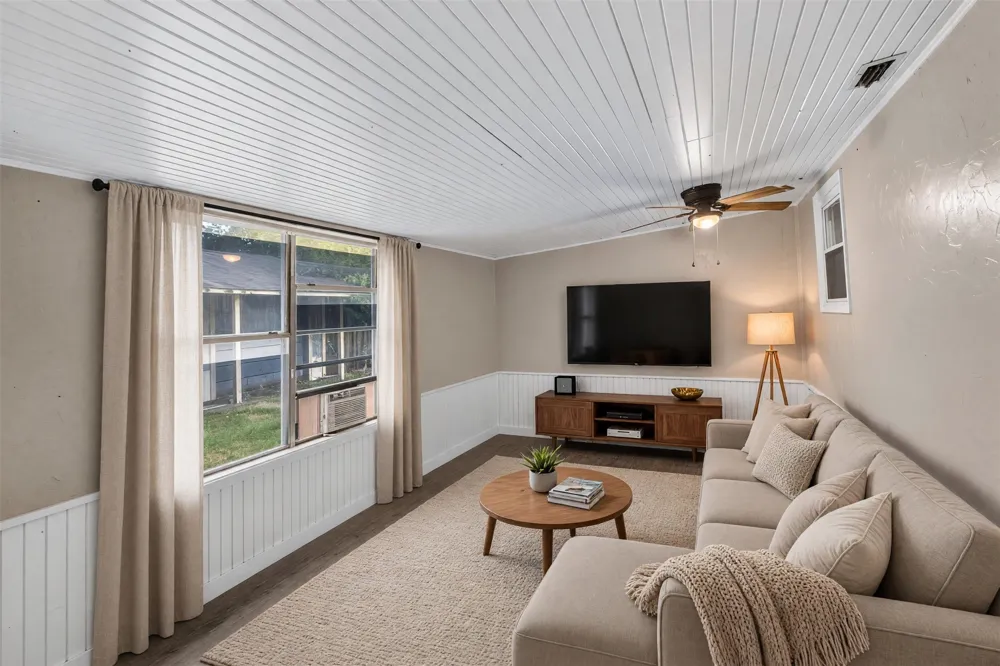 604 Lee Street Sulphur Springs, TX 75482