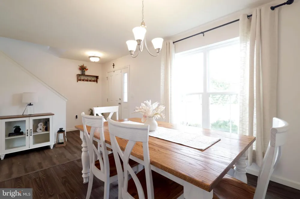 301 AMBERLEIGH LANE Bellefonte, PA 16823
