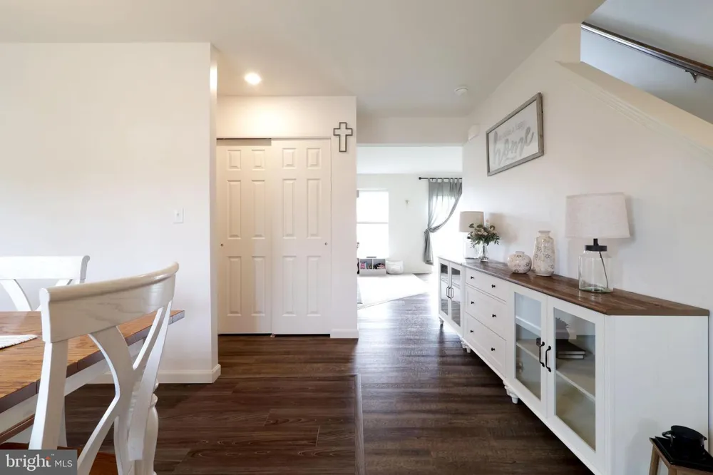 301 AMBERLEIGH LANE Bellefonte, PA 16823
