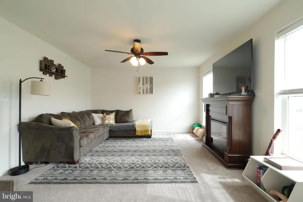 301 AMBERLEIGH LANE Bellefonte, PA 16823