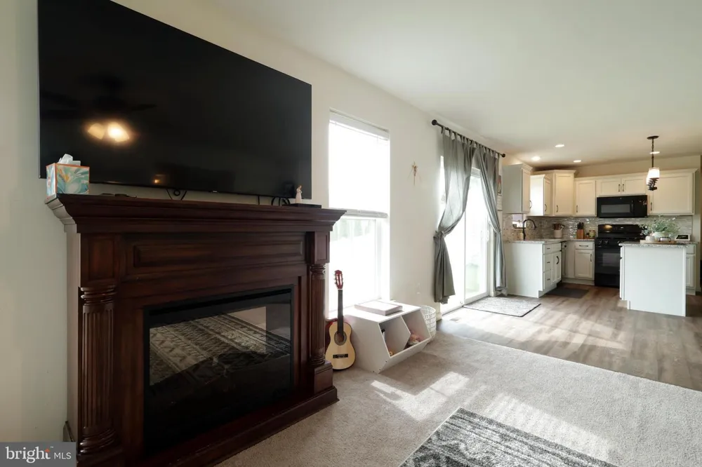301 AMBERLEIGH LANE Bellefonte, PA 16823