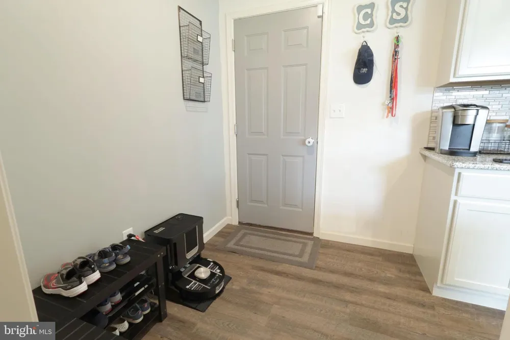 301 AMBERLEIGH LANE Bellefonte, PA 16823