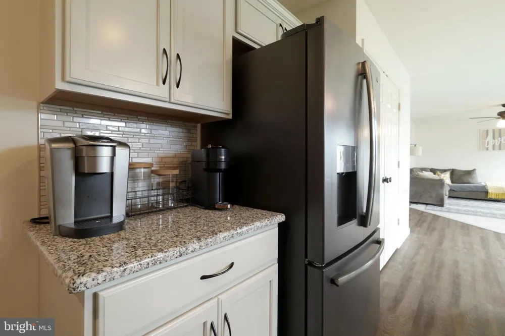 301 AMBERLEIGH LANE Bellefonte, PA 16823