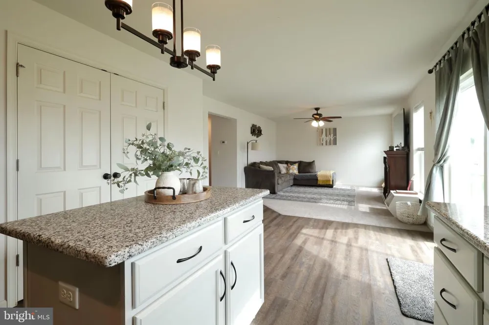 301 AMBERLEIGH LANE Bellefonte, PA 16823