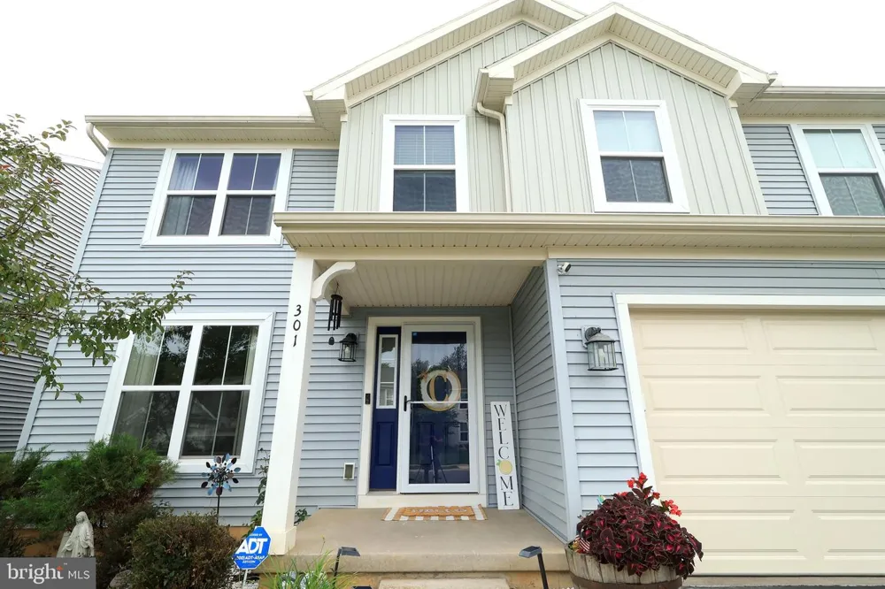 301 AMBERLEIGH LANE Bellefonte, PA 16823