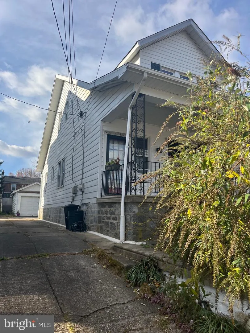 1808 GRIFFITH STREET Philadelphia, PA 19111