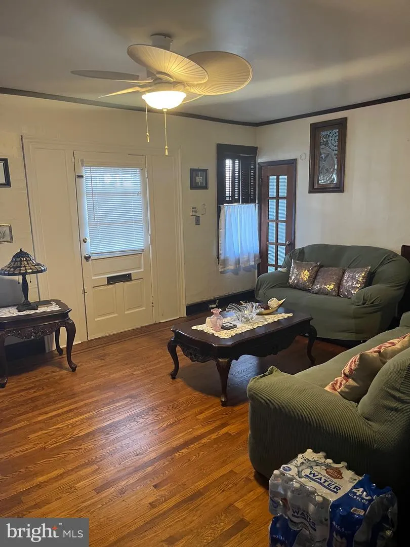 1808 GRIFFITH STREET Philadelphia, PA 19111