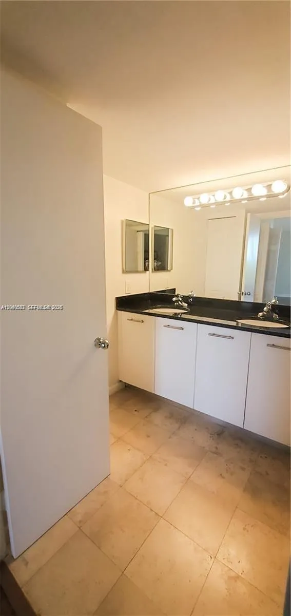 3300 NE 191st St #501 Aventura, FL 33180