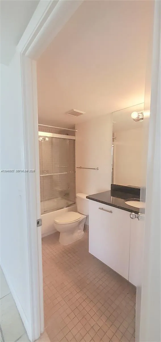 3300 NE 191st St #501 Aventura, FL 33180