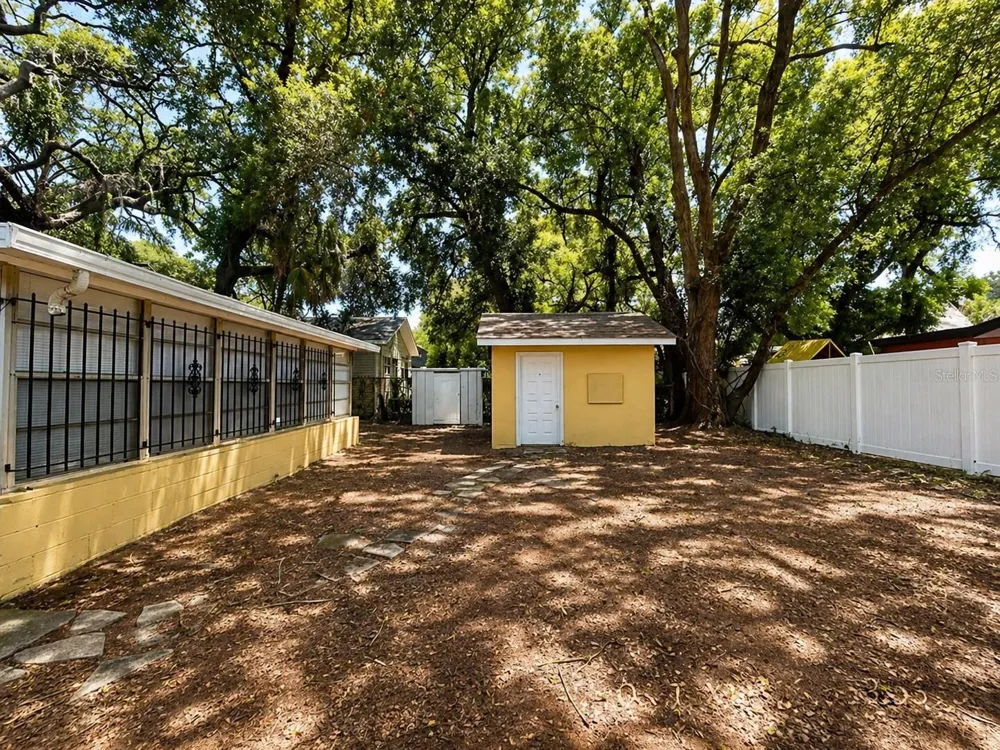 1003 E 22ND AVENUE Tampa, FL 33605