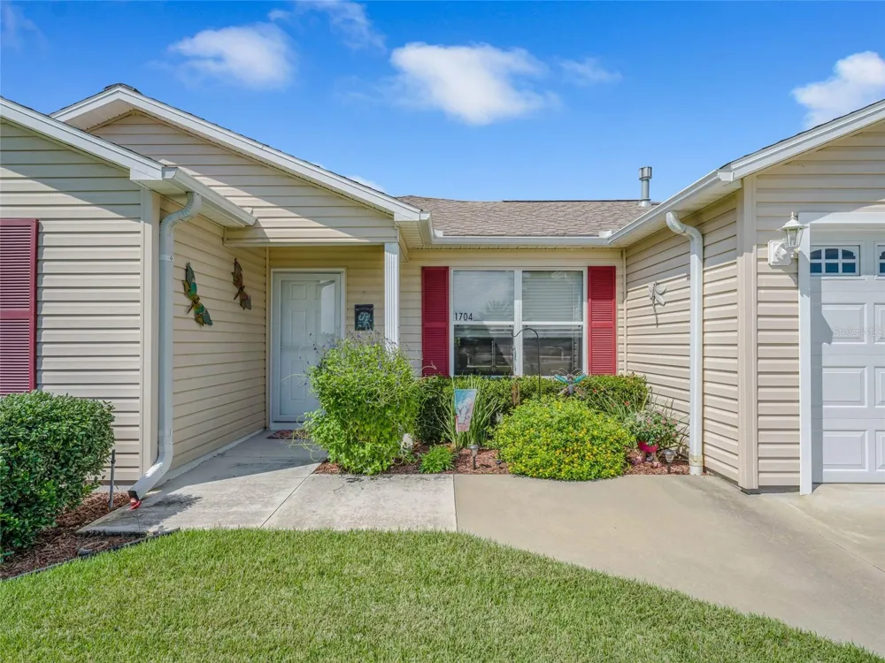 1704 LISETTE WAY The Villages, FL 32162