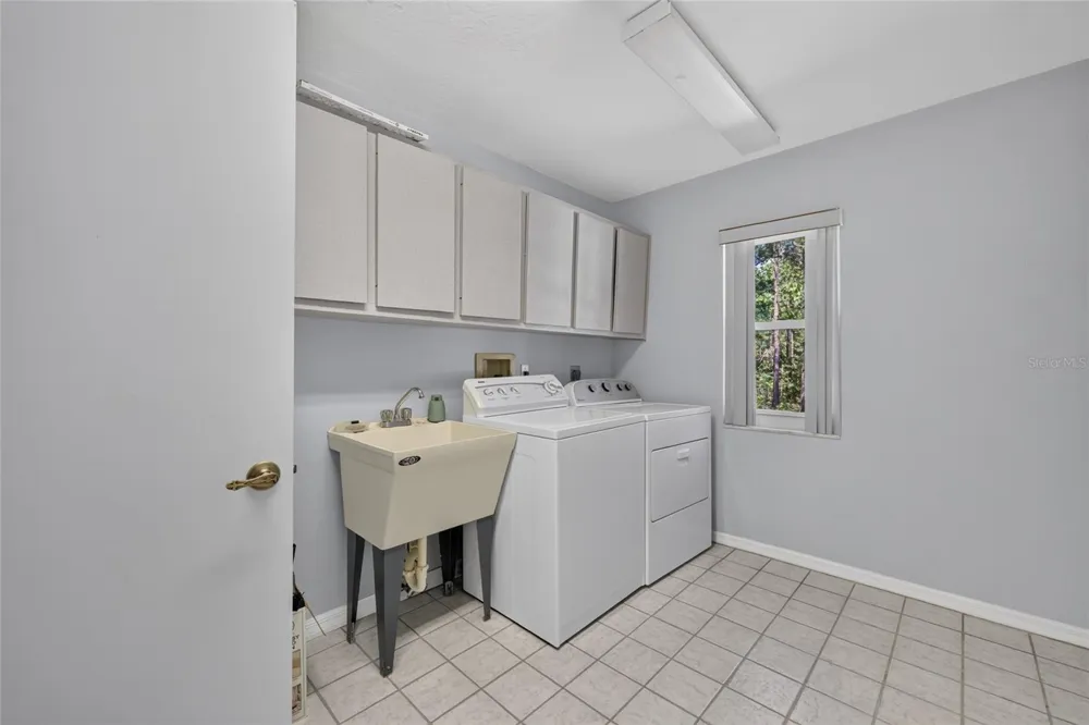 9000 SW 203RD COURT Dunnellon, FL 34431