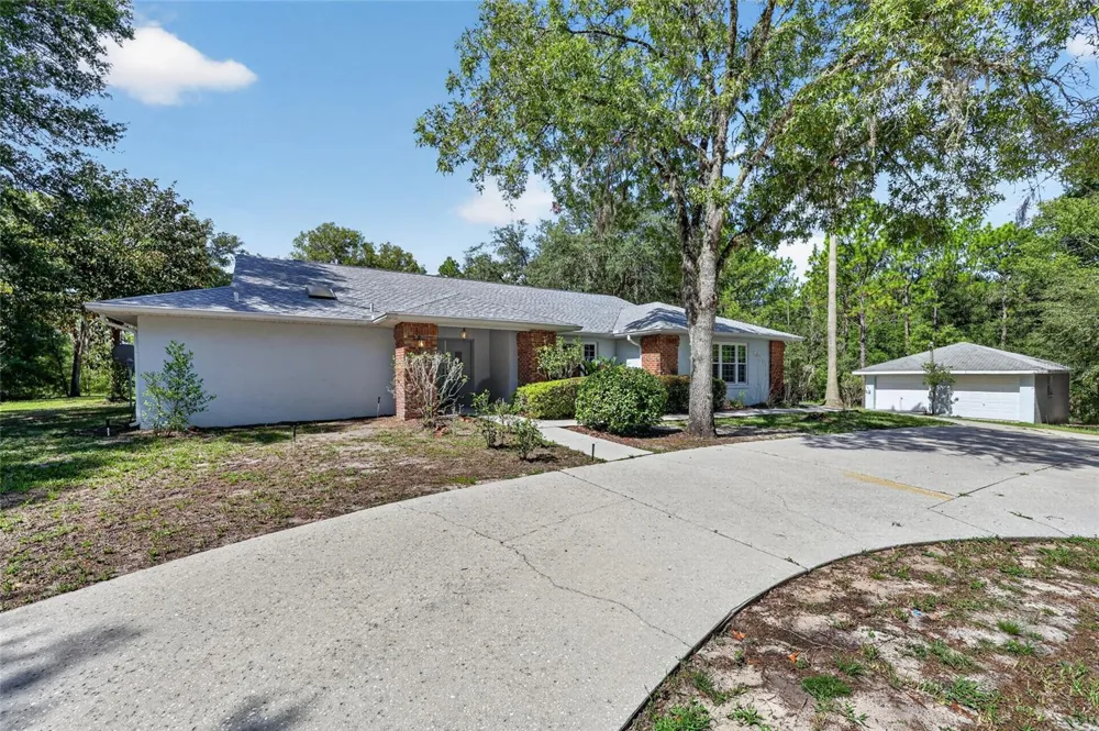 9000 SW 203RD COURT Dunnellon, FL 34431