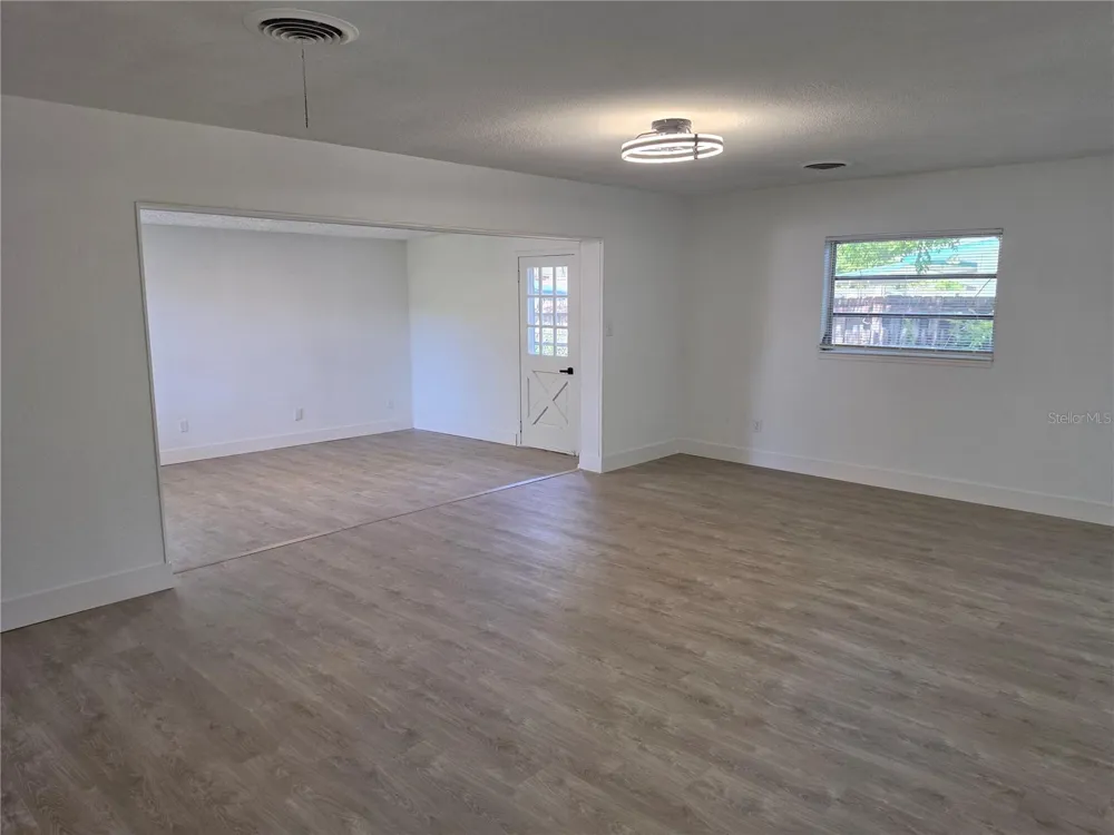 640 WESTWARD CIRCLE Daytona Beach, FL 32117