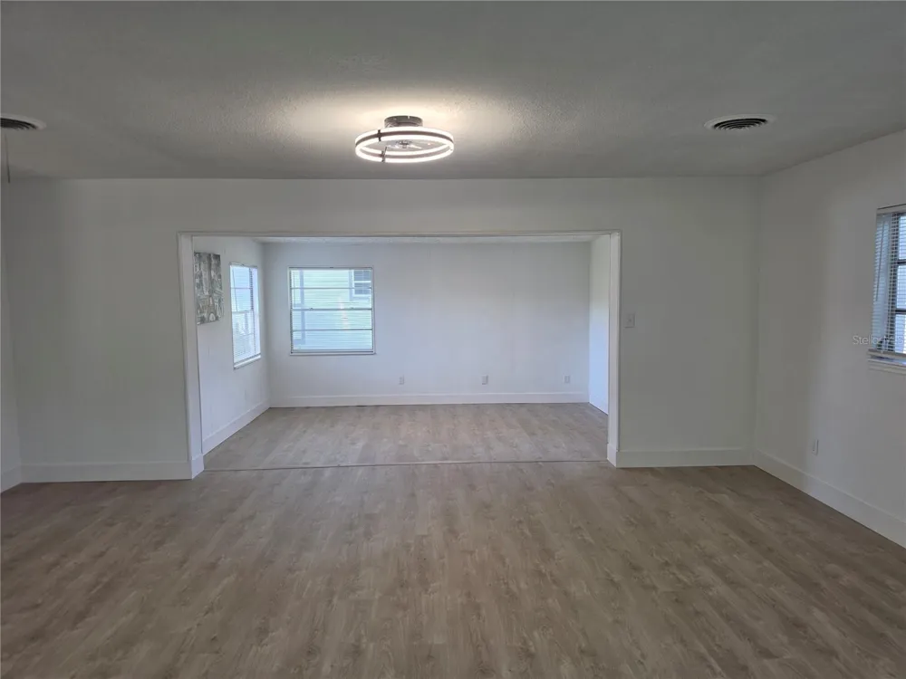 640 WESTWARD CIRCLE Daytona Beach, FL 32117