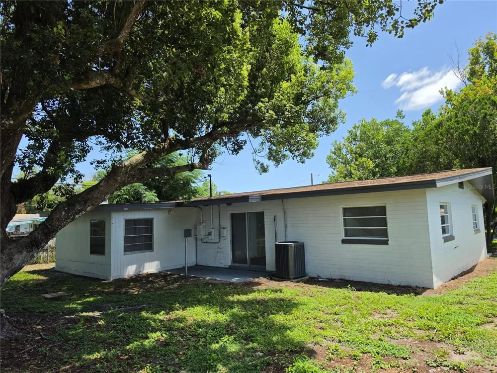 640 WESTWARD CIRCLE Daytona Beach, FL 32117