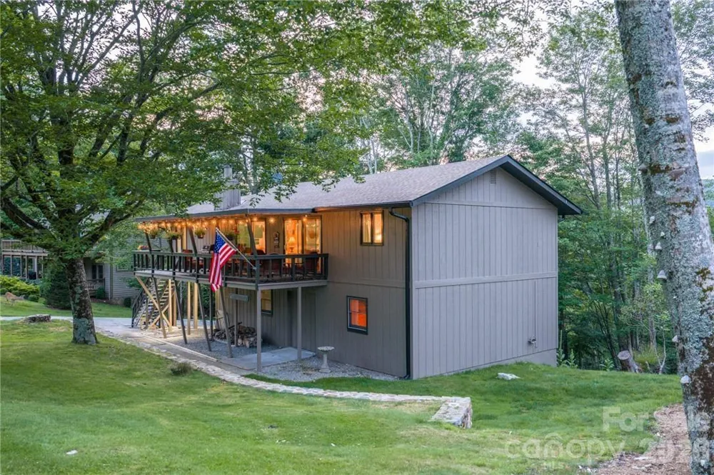 107 Grassy Gap Loop Road Beech Mountain, NC 28604